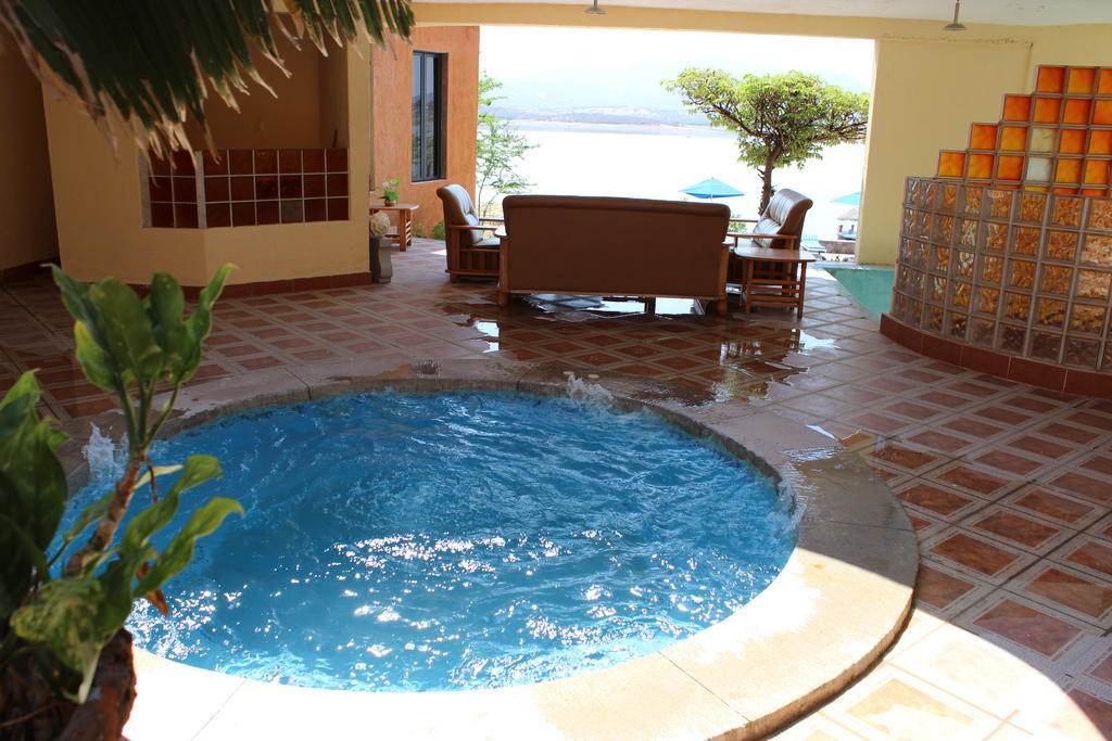 Vida En El Lago Hotel Tepecoacuilco de Trujano Eksteriør billede