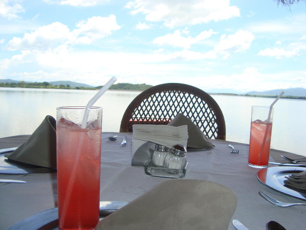 Vida En El Lago Hotel Tepecoacuilco de Trujano Eksteriør billede